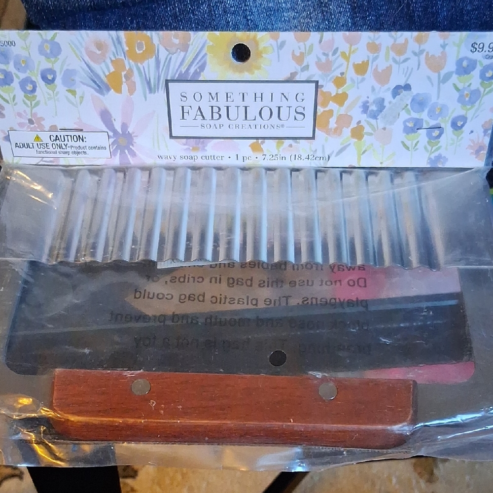 WAVY SOAP CUTTER